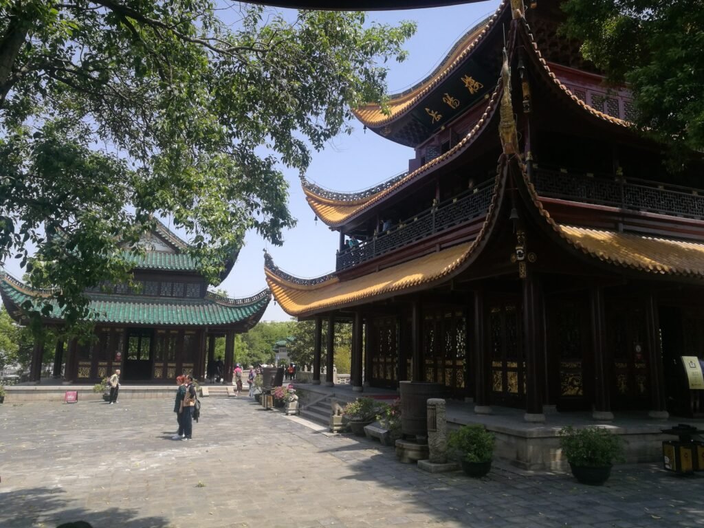 Why Yueyang earns a place in a South China route